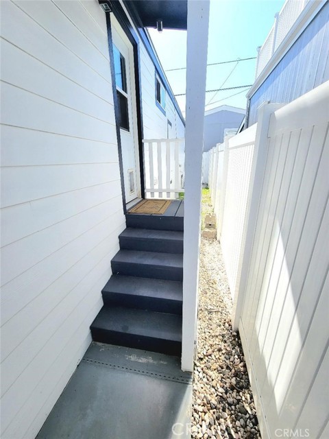 Detail Gallery Image 34 of 36 For 21752 Pacific Coast Hwy. 20a,  Huntington Beach,  CA 92646 - 2 Beds | 2 Baths