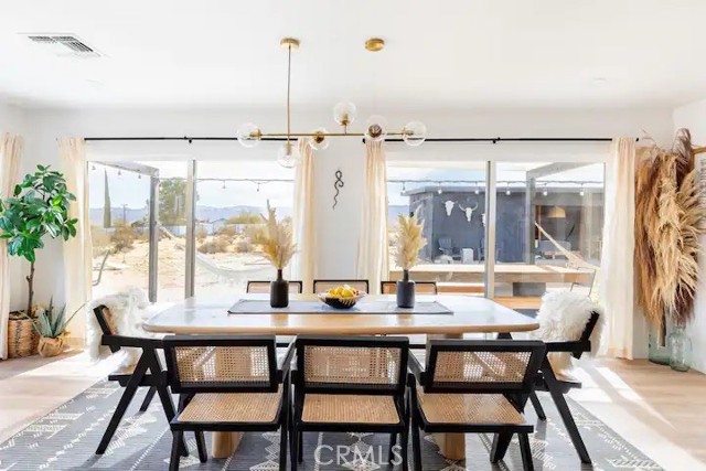4044 Polaris Avenue, Joshua Tree CA: https://media.crmls.org/medias/6e7fd8a0-a092-43dd-aaa5-c44debc25ccf.jpg