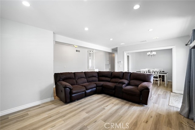 Detail Gallery Image 10 of 37 For 15458 Pastrana Dr, La Mirada,  CA 90638 - 4 Beds | 2 Baths