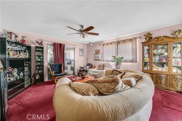 3261 Viola Drive, Riverside CA: https://media.crmls.org/medias/6e825abd-a31d-4e58-9383-93a578b82b39.jpg