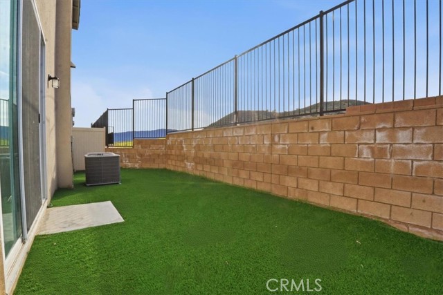 Detail Gallery Image 40 of 52 For 556 Enzo St, Lake Elsinore,  CA 92530 - 3 Beds | 2/1 Baths