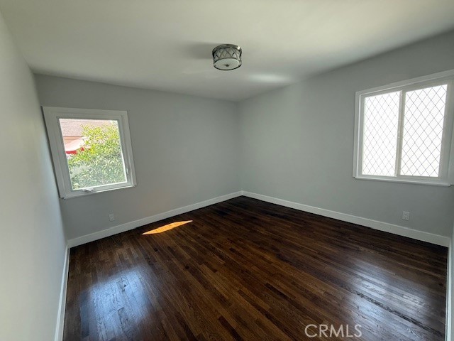 Detail Gallery Image 21 of 22 For 5713 Woodman Ave, Valley Glen,  CA 91401 - 2 Beds | 1 Baths