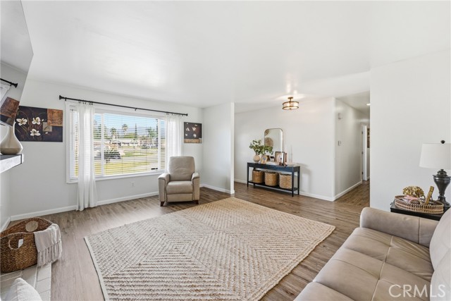 Detail Gallery Image 8 of 25 For 251 E Scott, Rialto,  CA 92376 - 3 Beds | 2 Baths