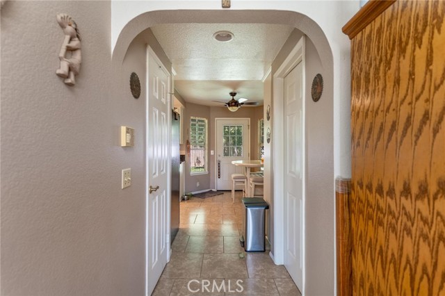 Detail Gallery Image 12 of 52 For 1290 3rd, Calimesa,  CA 92320 - 4 Beds | 2/1 Baths
