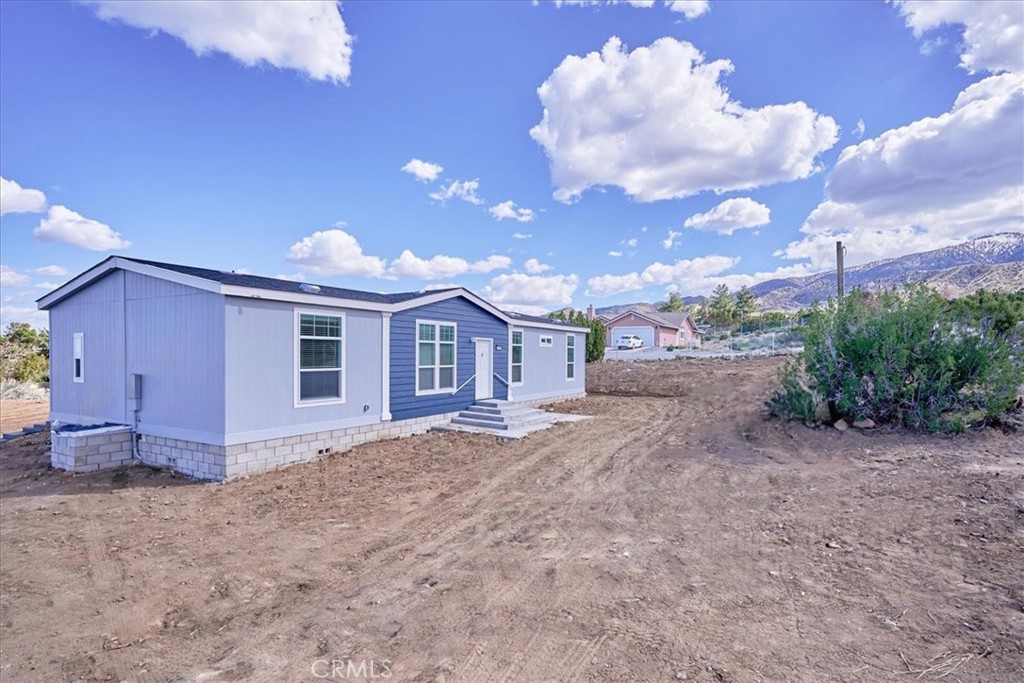 9889 Crystal Aire Road, Pinon Hills, CA 92372