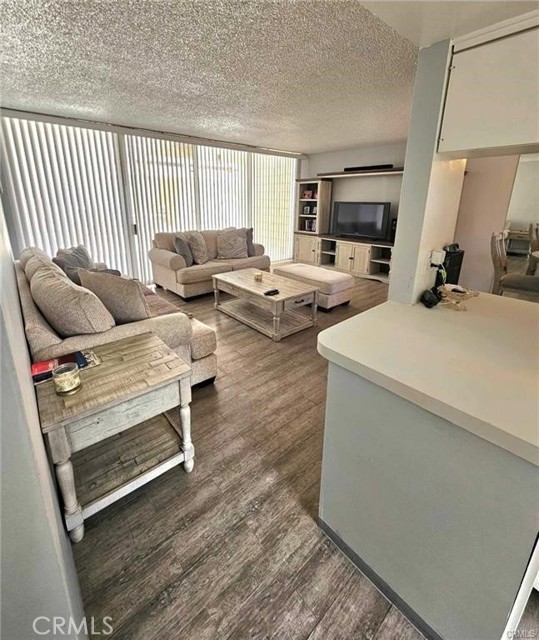 Detail Gallery Image 5 of 25 For 6979 Palm Ct 126h,  Riverside,  CA 92506 - 2 Beds | 1 Baths