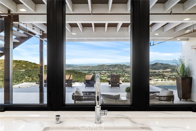 Detail Gallery Image 34 of 75 For 37731 via Baya, Murrieta,  CA 92562 - 7 Beds | 7/2 Baths