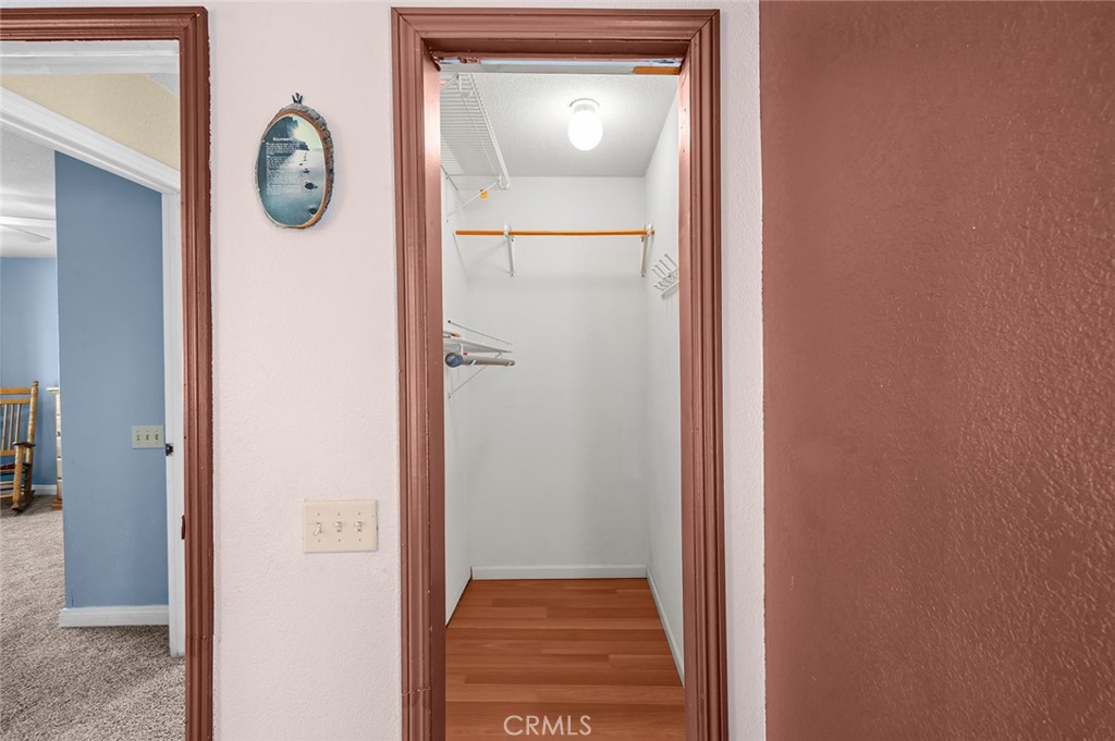 https://media.crmls.org/medias/6e85eb6d-1cce-4a23-aba5-8a0e8ba4d813.jpg?preset=X-Large