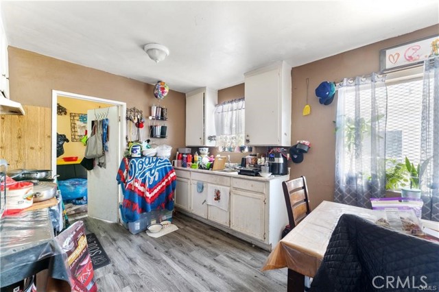 Detail Gallery Image 19 of 26 For 243 E 68th St, Los Angeles,  CA 90003 - – Beds | – Baths