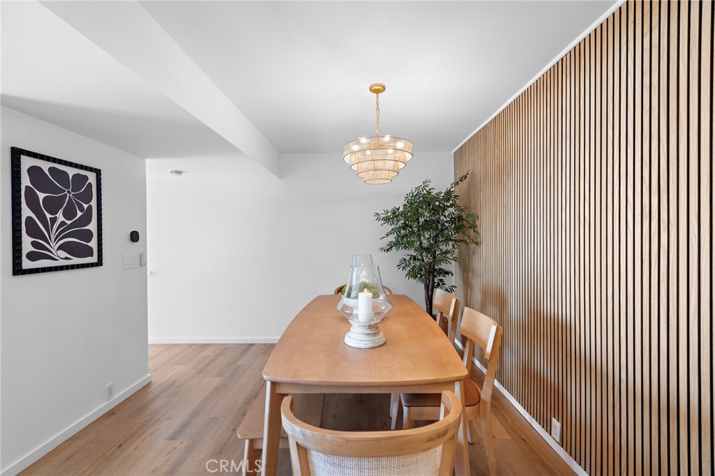 6e87b6ca 8bdb 42bb A777 E2711a4a84d7