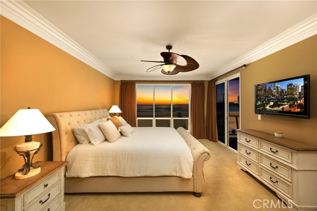 1400 E Ocean Boulevard, Long Beach CA: https://media.crmls.org/medias/6e87d3c4-620e-4b7e-9d06-8694695a05c3.jpg