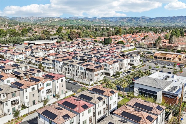 Detail Gallery Image 39 of 59 For 3010 Tallahassee Ln, Simi Valley,  CA 93065 - 3 Beds | 2/2 Baths