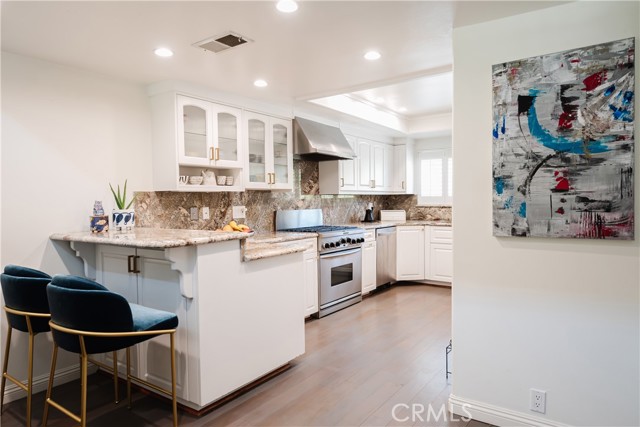 Modern Kitchen with Stainless Steel Appliances