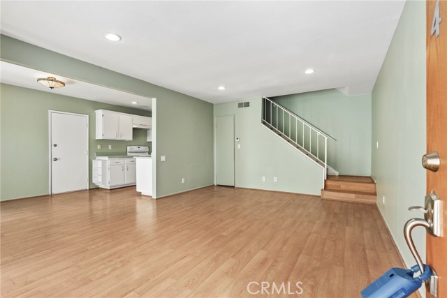 Detail Gallery Image 5 of 43 For 1184 Landsburn Cir, Westlake Village,  CA 91361 - 2 Beds | 1 Baths