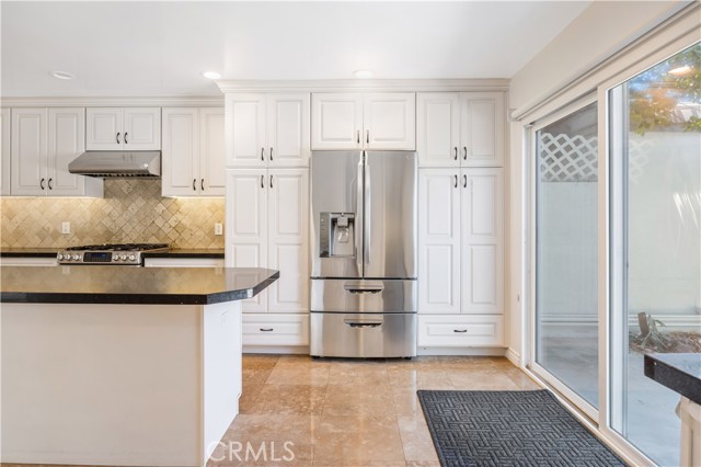 Detail Gallery Image 16 of 49 For 23 Foxglove Way, Irvine,  CA 92612 - 4 Beds | 2/1 Baths
