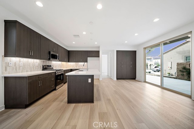 Detail Gallery Image 18 of 47 For 35806 Mccarthy St, Palm Desert,  CA 92211 - 4 Beds | 2/1 Baths