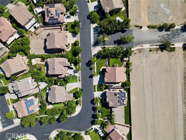 5381 Campania Way, Fontana CA: https://media.crmls.org/medias/6e8adb1b-c578-4cb4-917f-3747f4390835.jpg