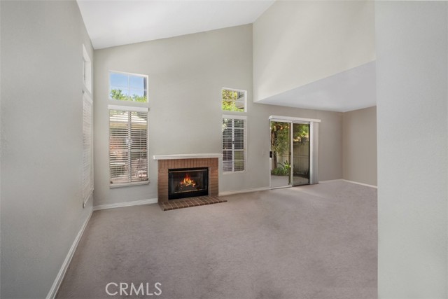 13562 Mahogany Place, Tustin CA: https://media.crmls.org/medias/6e8ae247-8e09-4f91-83f0-d0890f43cfe3.jpg