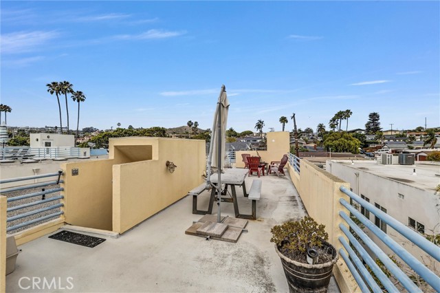3405 S El Camino Real, San Clemente CA: https://media.crmls.org/medias/6e8aea75-d4f6-438d-9968-1d1a909bc0fb.jpg