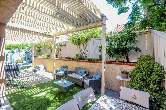 41 Pasada Valiente, Rancho Santa Margarita CA: https://media.crmls.org/medias/6e8b194b-1e00-4fcb-b48b-dd081605198b.jpg