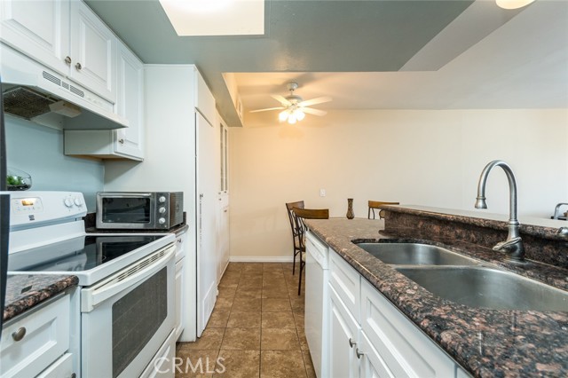 Detail Gallery Image 11 of 40 For 1517 E Garfield Ave #50,  Glendale,  CA 91205 - 1 Beds | 1 Baths