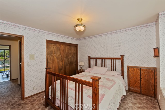 488 Lakeview Court, Big Bear Lake CA: https://media.crmls.org/medias/6e8ba457-5764-47d5-bf81-09fe4569c2cb.jpg
