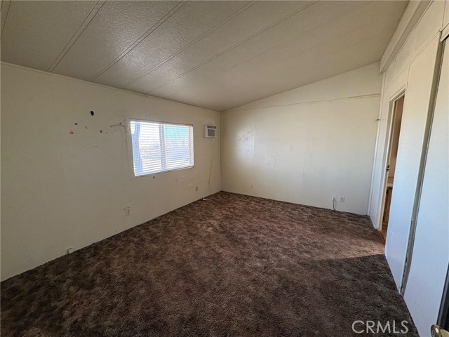 Detail Gallery Image 11 of 25 For 13173 Camellia Rd, Victorville,  CA 92392 - 4 Beds | 2 Baths