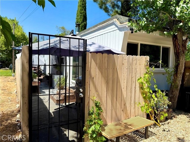 Detail Gallery Image 4 of 41 For 7665 Cache Creek Way, Clearlake,  CA 95422 - 1 Beds | 1 Baths