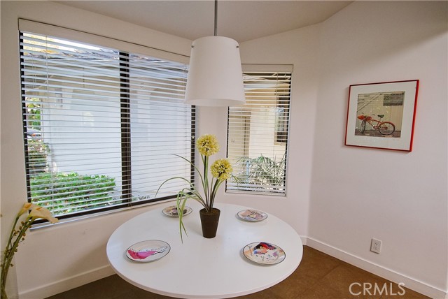 28 Fairway Drive, Manhattan Beach CA: https://media.crmls.org/medias/6e8ddee3-59b4-4c3e-ab93-cc1fb83e5950.jpg
