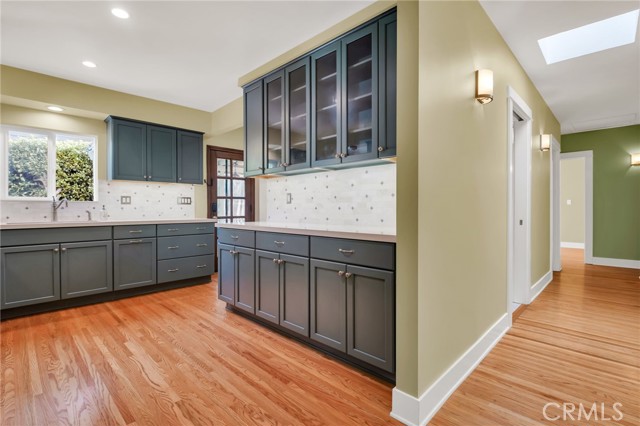 Detail Gallery Image 12 of 29 For 559 W 39th, San Pedro,  CA 90731 - 3 Beds | 2 Baths