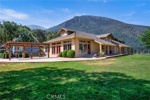 3383 Westlake Court, Kelseyville CA: https://media.crmls.org/medias/6e8e9729-3d7b-4748-9d84-bc6ae29f5f98.jpg