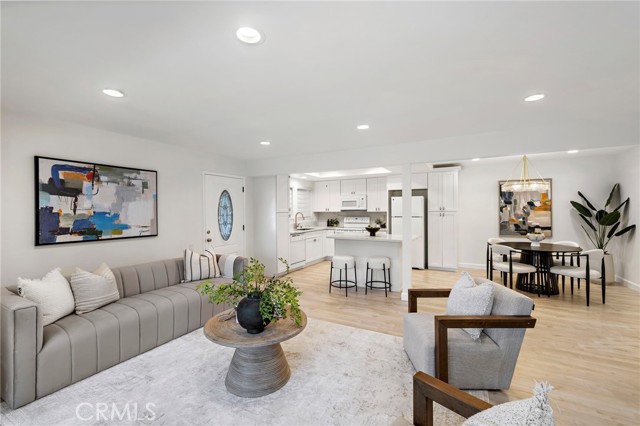 Detail Gallery Image 5 of 14 For 803 Ronda Mendoza a,  Laguna Woods,  CA 92637 - 2 Beds | 2 Baths