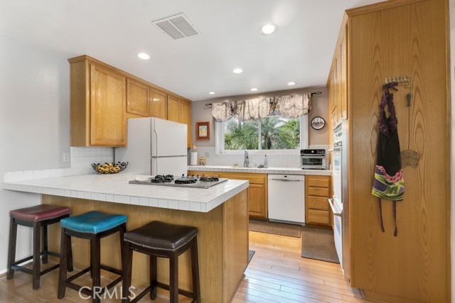 Detail Gallery Image 7 of 44 For 32 W Bonita, Simi Valley,  CA 93065 - 3 Beds | 2 Baths