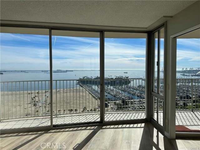 Detail Gallery Image 4 of 49 For 700 E Ocean #2605,  Long Beach,  CA 90802 - 2 Beds | 2 Baths