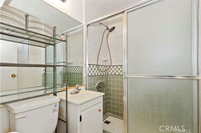 Detail Gallery Image 9 of 10 For 370 Victoria Ln, Sugarloaf,  CA 92386 - 3 Beds | 1 Baths
