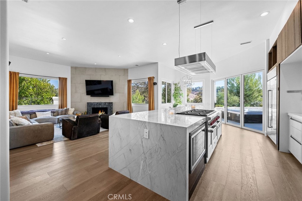 MLS #OC25238020 image #25