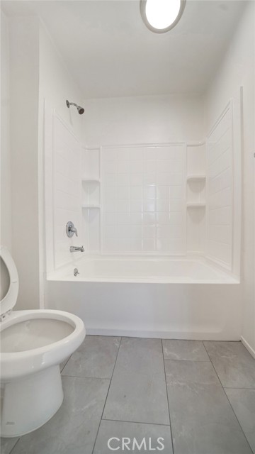 Detail Gallery Image 25 of 29 For 218 15th Street #C,  Manhattan Beach,  CA 90266 - 3 Beds | 2/1 Baths