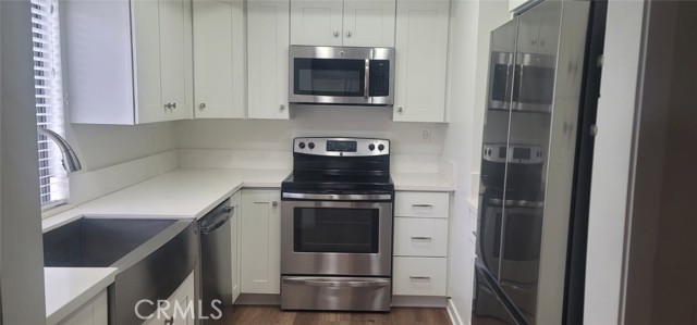 Detail Gallery Image 2 of 14 For 8633 Portola Ct 15a,  Huntington Beach,  CA 92646 - 2 Beds | 2 Baths