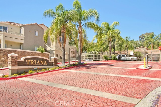 Detail Gallery Image 2 of 39 For 2045 Las Colinas Cir #103,  Corona,  CA 92879 - 1 Beds | 1 Baths