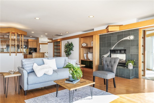 Detail Gallery Image 11 of 49 For 208 Weymouth, Cambria,  CA 93428 - 3 Beds | 2/1 Baths