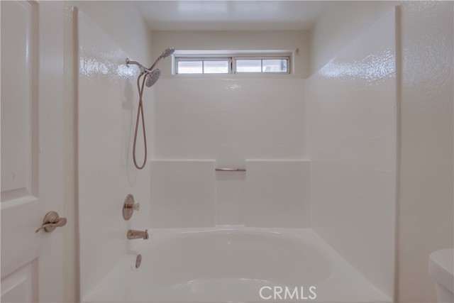1876 Forest Drive, Azusa CA: https://media.crmls.org/medias/6e941027-a6eb-49a9-bf5e-d0306b60ee10.jpg