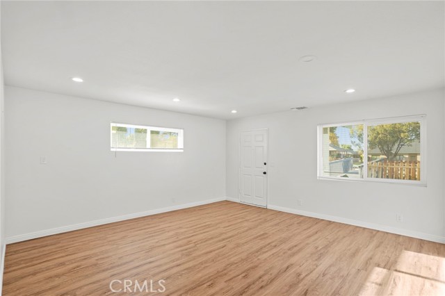 Detail Gallery Image 14 of 20 For 164 E Highland Ave, Redlands,  CA 92373 - 3 Beds | 1 Baths