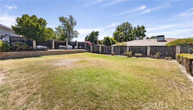 Detail Gallery Image 20 of 22 For 526 Nottingham Dr, Redlands,  CA 92373 - 4 Beds | 2 Baths