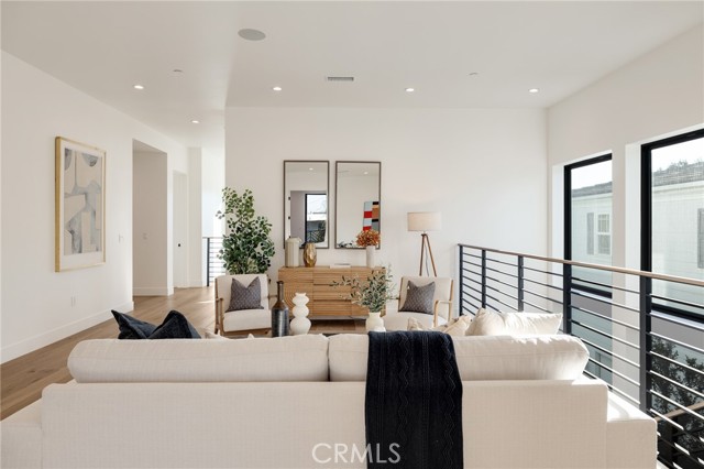 Detail Gallery Image 41 of 72 For 1311 18th St, Manhattan Beach,  CA 90266 - 5 Beds | 6 Baths