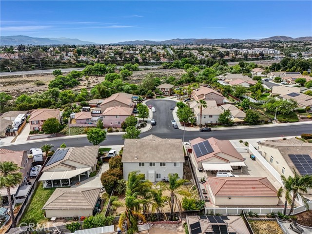 27258 Sierra Madre Drive, Murrieta CA: https://media.crmls.org/medias/6e97461c-6590-4801-a11f-40bb0417311e.jpg