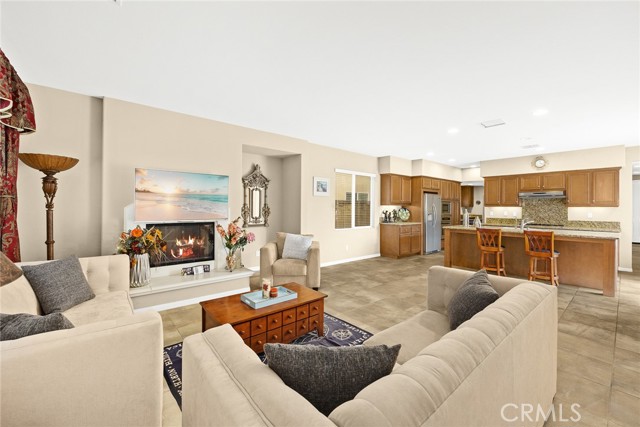 Detail Gallery Image 9 of 30 For 2521 E Smiderle, Ontario,  CA 91764 - 4 Beds | 3/1 Baths