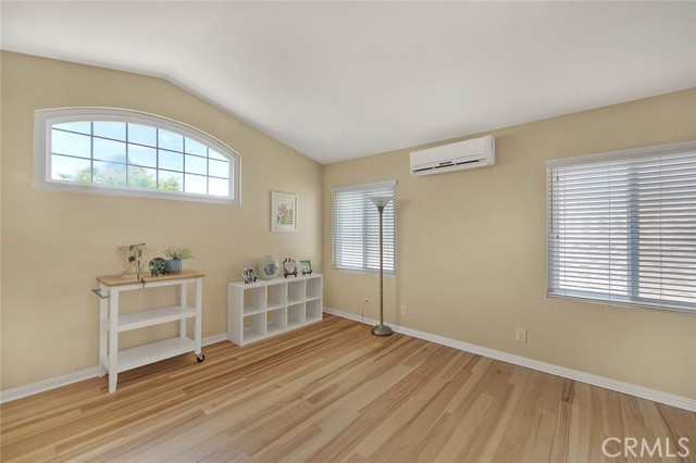 Image 36 of 52 For 10644 Claridge Place