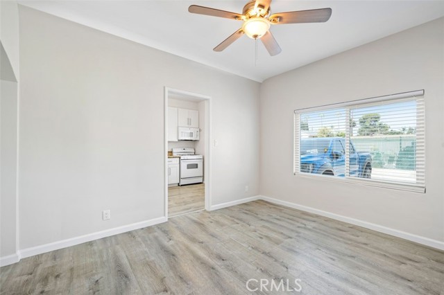 Detail Gallery Image 5 of 16 For 112 W Adele St #C1,  Anaheim,  CA 92805 - 2 Beds | 1 Baths