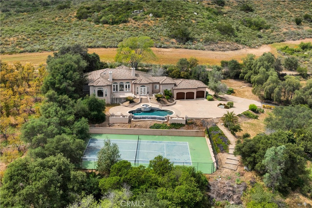 3013 Olive Hill