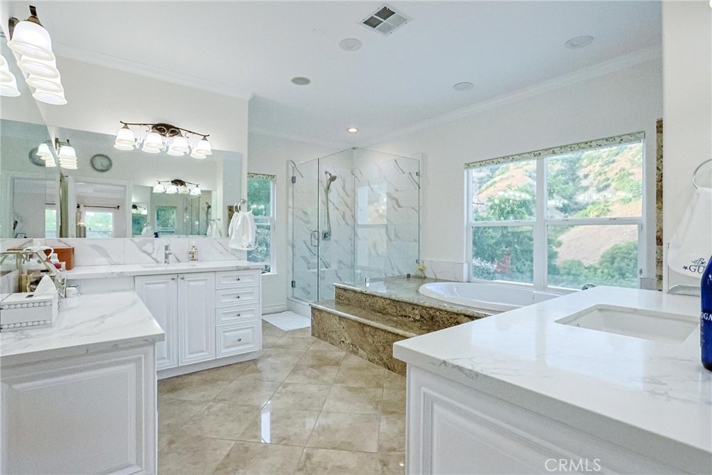 MLS #OC26156077 image #21